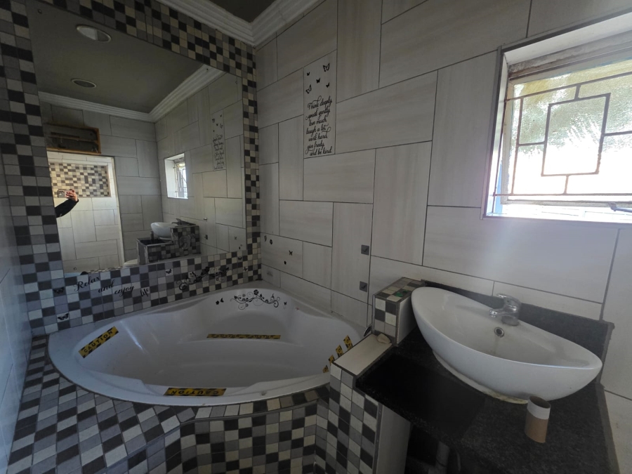 4 Bedroom Property for Sale in Sasolburg Ext 11 Free State